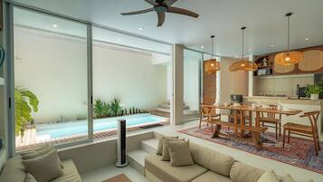 Villa | Living room | Flat-screen TV