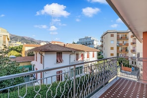 Standard Apartment, Multiple Bedrooms, Sea Facing (Verdi) | Property grounds - Verdi (Loano)