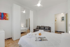 1 bedroom, bed sheets - Verdi (Loano)