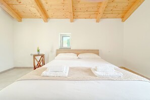 Appartement Standard, plusieurs chambres, cÎté montagne (Faia) | 1 chambre, draps fournis