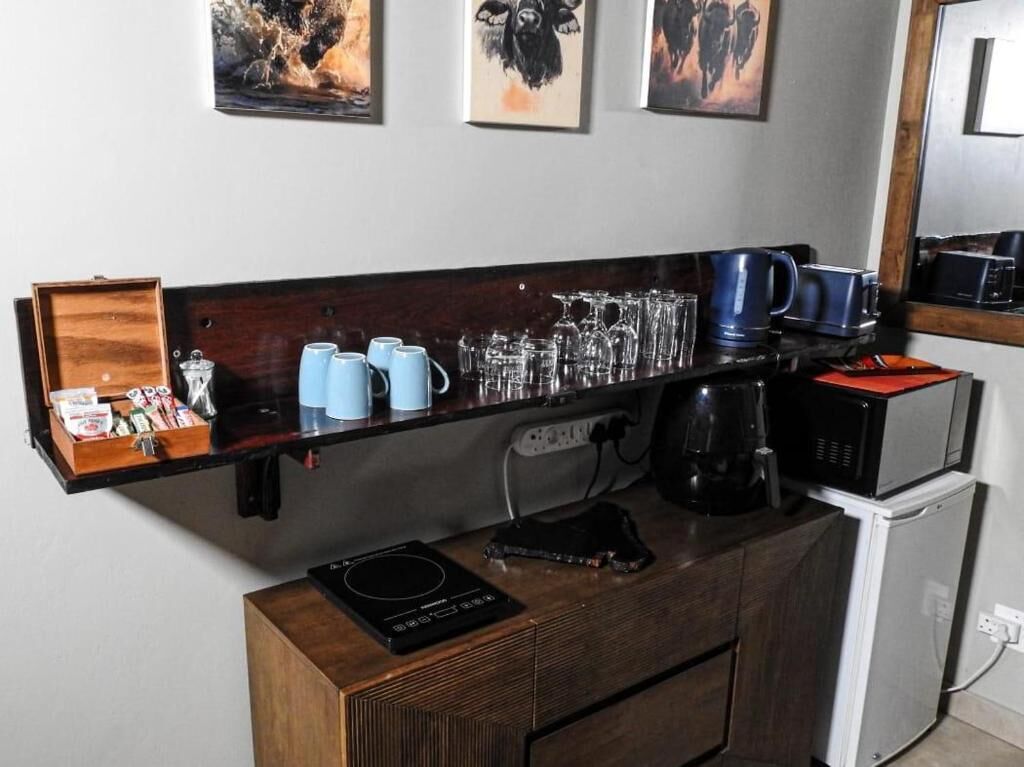 스탠다드룸, 파티오, 마당 전망 | 내부