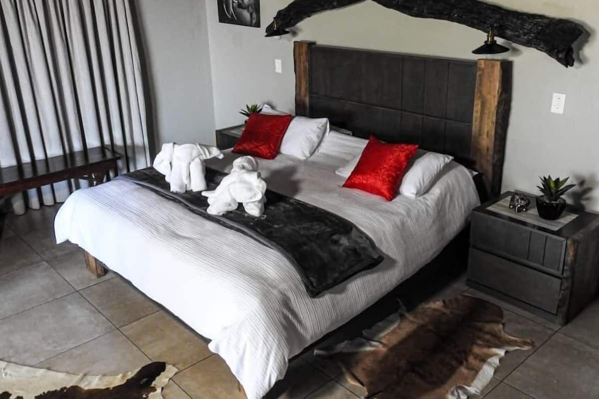 Family Chalet, Lake View | Peti besi dalam bilik, Wi-fi percuma 