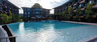 Prime Location Condo Pool Gym Sauna C270