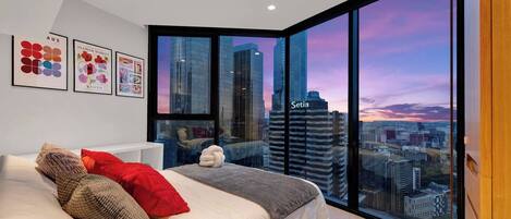 Skrivebord, strykejern/-brett, wi-fi og sengetøy