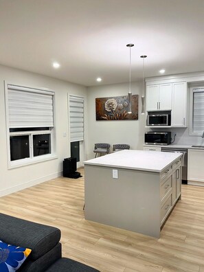 Interior - Luxury 4BR Home Bear Mountain | Victoria Sleeps 8+ (Langford)