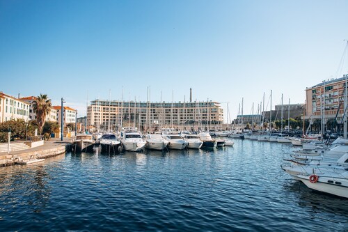 Cianta - Apartment With Terrace and Parking