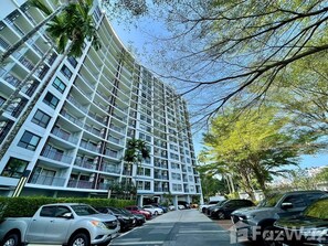 Exterior - Pravda (Phuket)