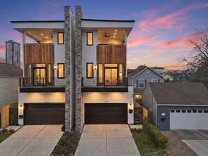 Exterior - Downtown Retreat | Covered Rooftop w/Skyline Views (Houston)