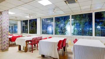 House | Dining