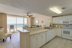 Fridge, microwave, stovetop, dishwasher - Gulf-Front Fun! Majestic Beach Resort Condo (Panama City Beach)