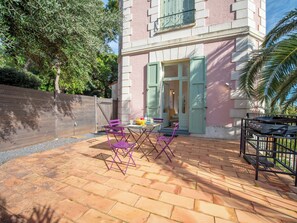 Outdoor dining - Castel Haussmann by Interhome (Cavalaire)
