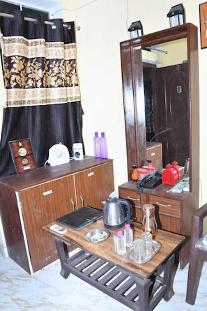 ห้องดีลักซ์, เครื่องปรับอากาศ | Wi-Fi ฟรี