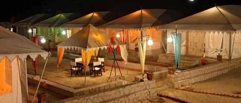 Economy Tent | Free WiFi