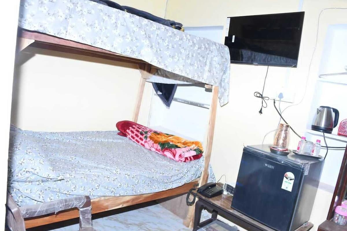 Basic Shared Dormitory | Wi-fi percuma