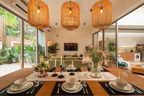 Villa, Gartenblick | Esszimmer