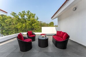 Deluxe Villa, Balcony | Terrace/patio - ELIVAAS Casa Del Mundo Luxe Pet friendly (Colvale)