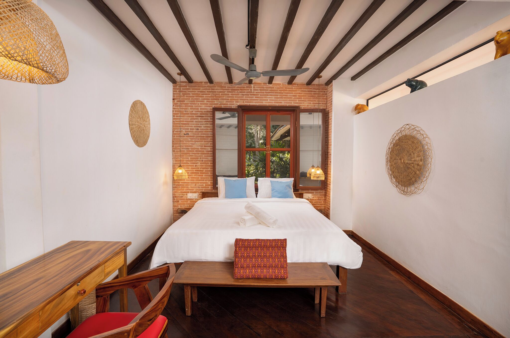 Comfort Suite, Garden View