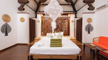 Deluxe Penthouse, Balcony, Garden View | Premium bedding, minibar, in-room safe, individually decorated