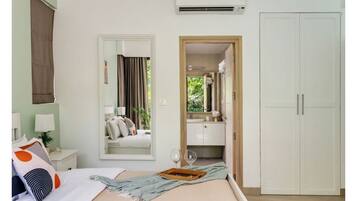 Apartment | Down duvets, free WiFi, bed sheets