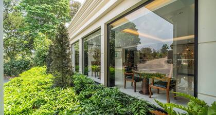 Treebo Premium Silva Lux Resort