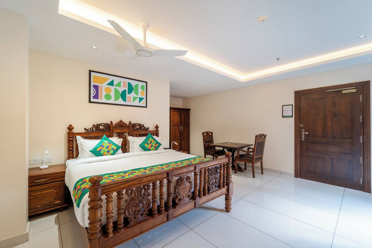 Kamar Double Premium | Setrika/meja setrika