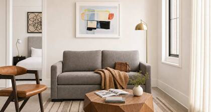Boulevard Stays - 2BR, Steps to Broadway, Ryman