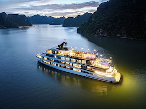 Exterior - La Casta Star Cruise (Ha Long)
