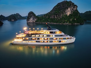 Exterior - La Casta Star Cruise (Ha Long)