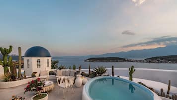 Suite – signature, sjøutsikt | Terrasse/patio