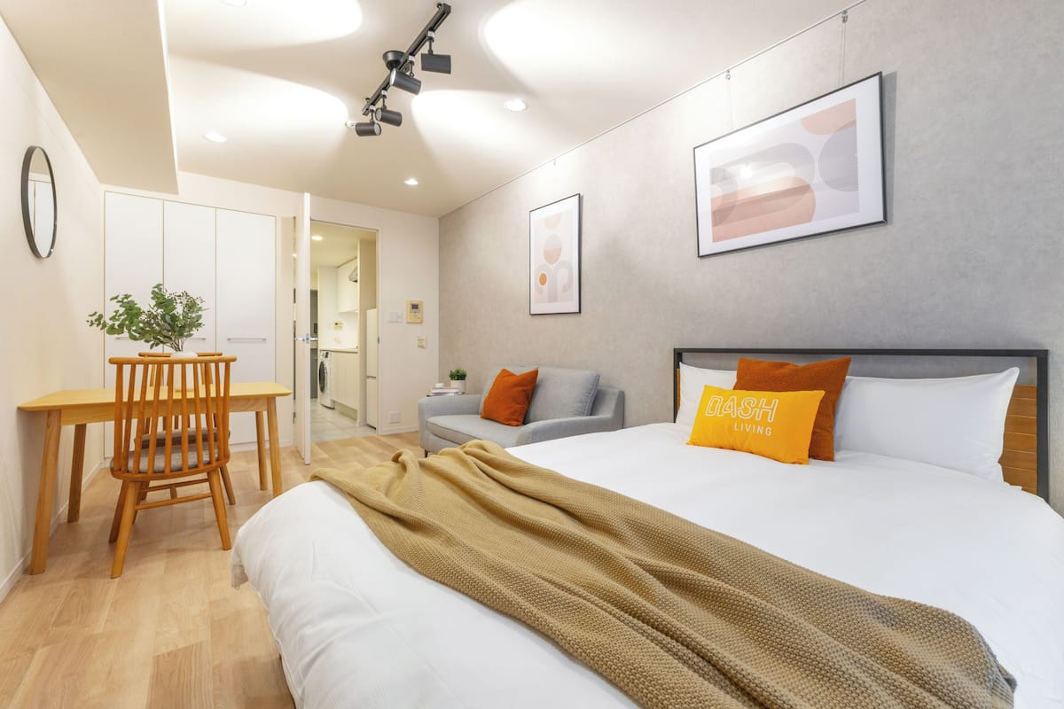 Iron/ironing board, free WiFi, individually furnished, bed sheets
