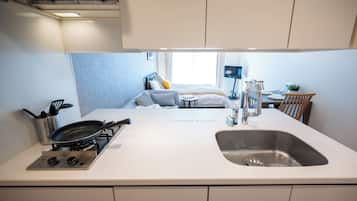 Fridge, microwave, stovetop, toaster