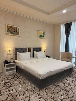 Desk, laptop workspace, free WiFi - The Tower Bukhara (Bukhara)