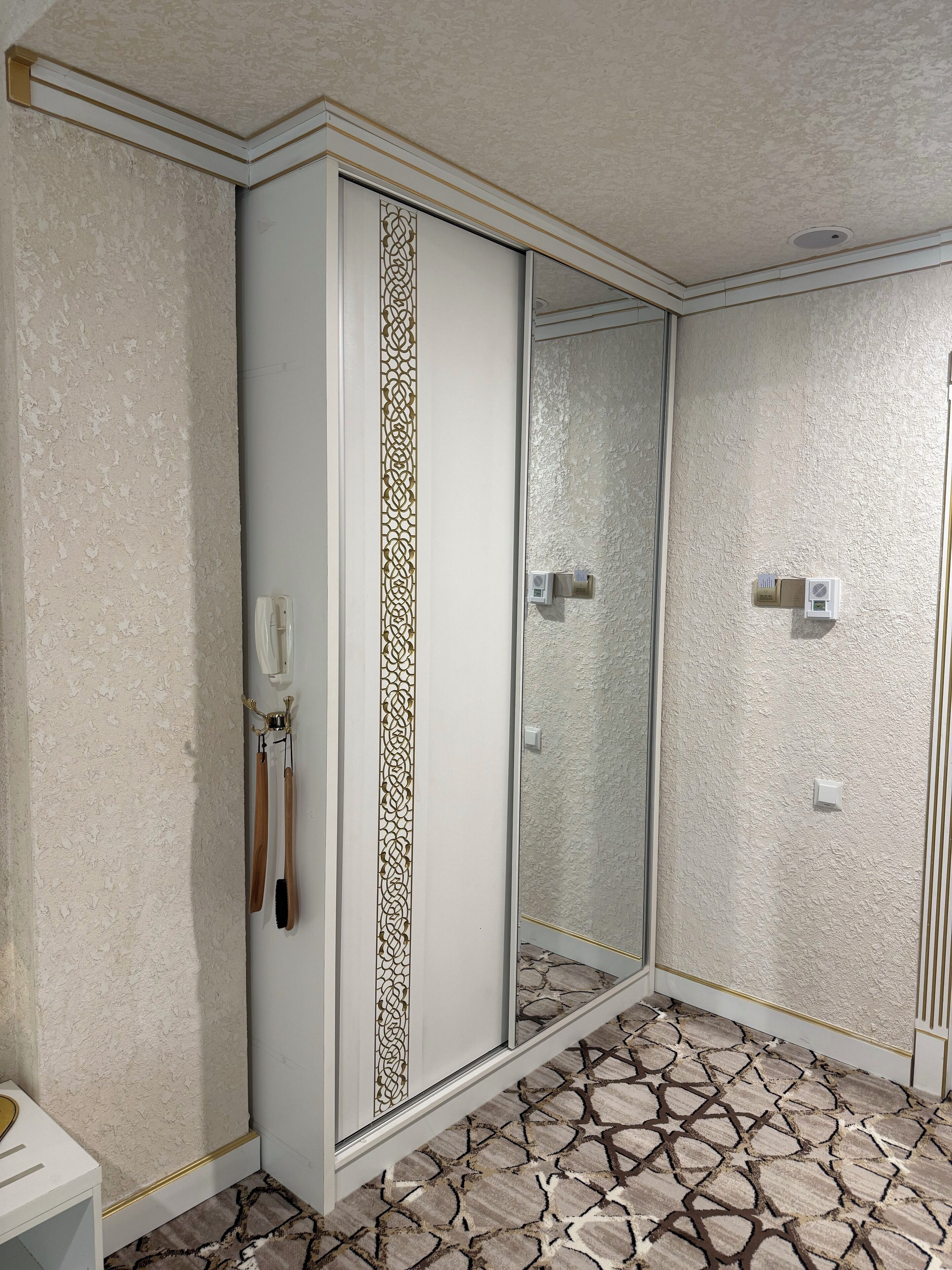 Standard Double Room, City View | Interior