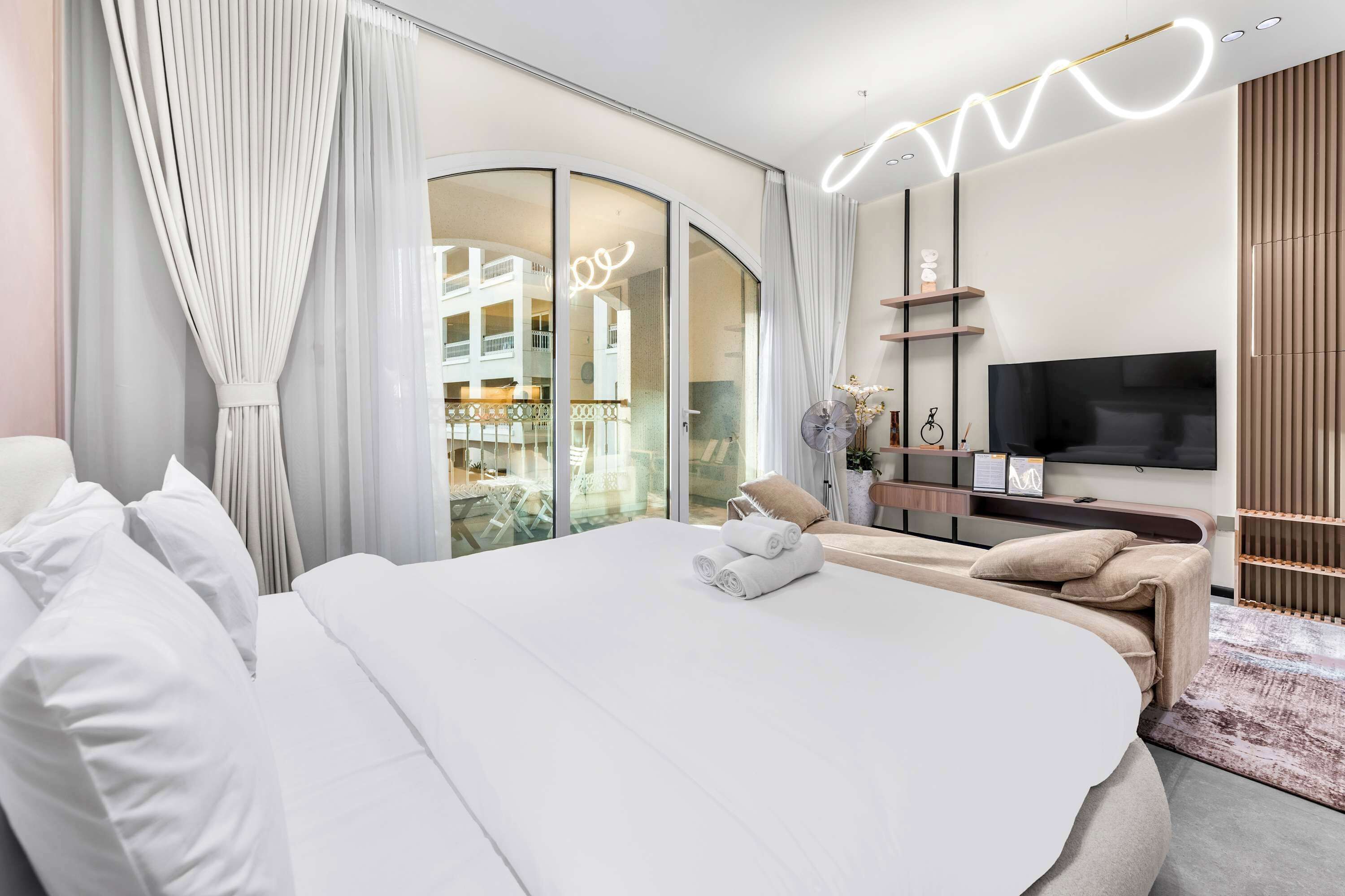 熨斗/熨衣板、WiFi、床单