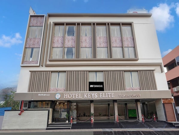 House | Exterior - Super Collection O Keys Elite (Vijayawada)