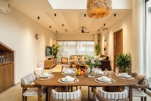 Dining - TBK VILLA VAGATOR KOMOREBI 01 (Vagator)