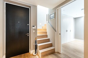Interior - Riverside Retreat near Fulham (London)