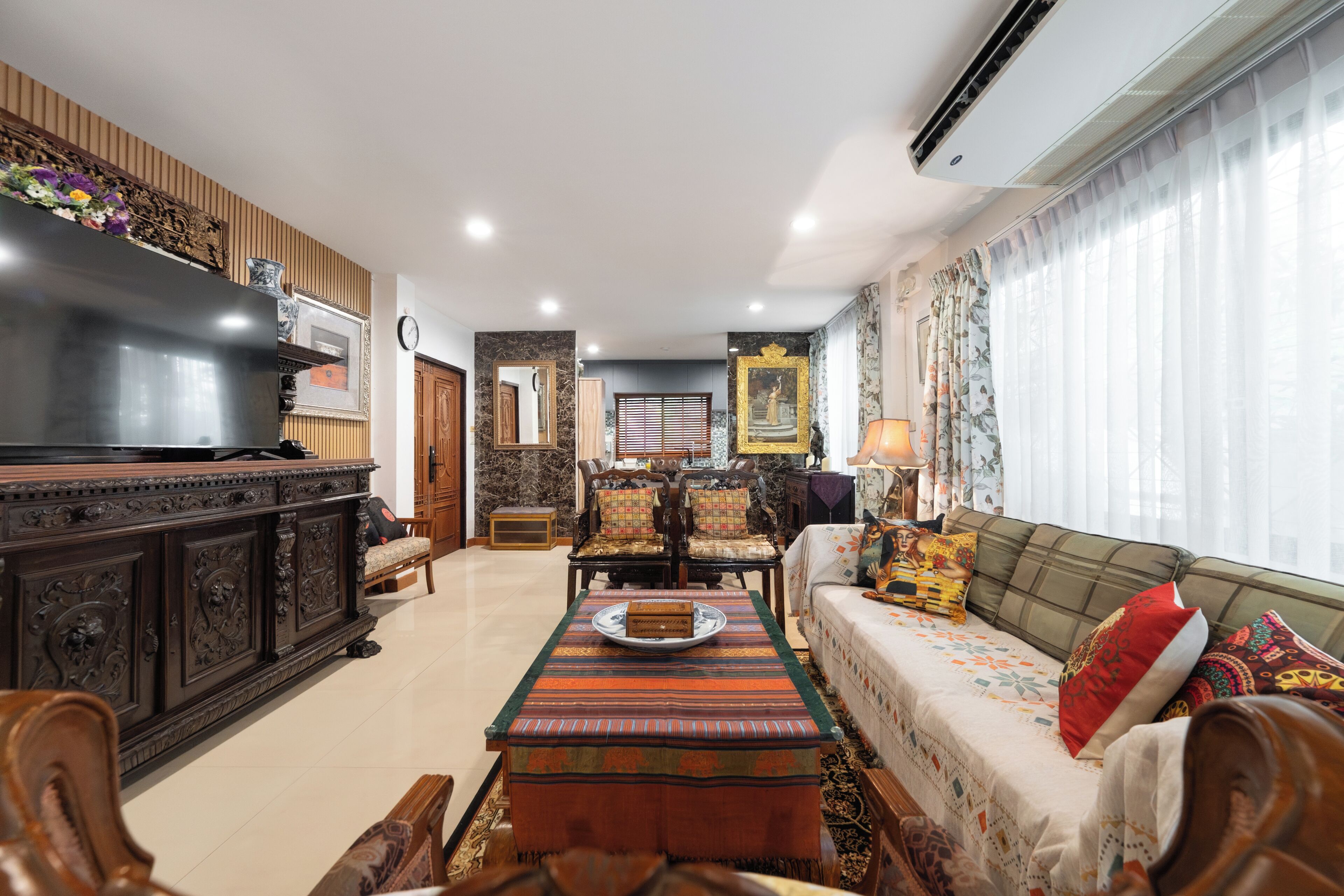 リビング エリア