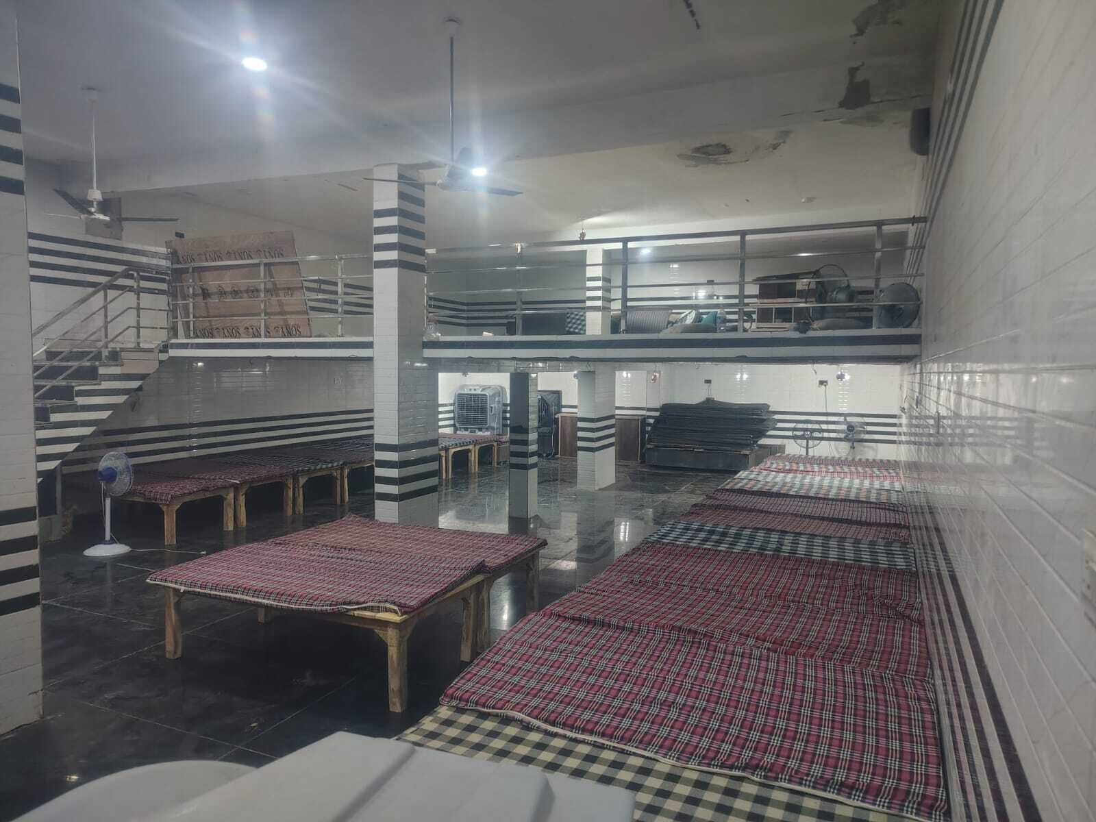 Shared Dormitory | Free WiFi, bed sheets
