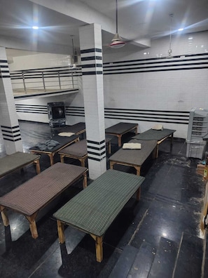 Dormitorio compartido | Wifi gratis y ropa de cama 