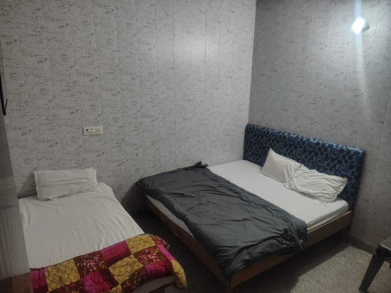 Driepersoonskamer | Gratis wifi, beddengoed