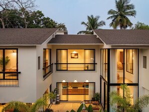 Front of property - TBK BALINESE (Vagator)