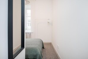 Enkeltrom, 1 enkeltseng