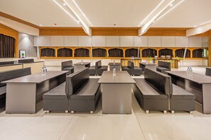 Dining - Treebo The Velvet (Gandhinagar)