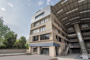 Exterior - Treebo The Velvet (Gandhinagar)