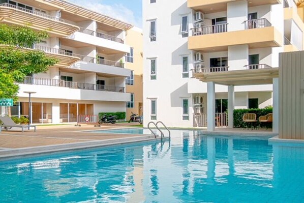 Nicht klassifiziertes Bild, 1 von 16, Schaltfläche