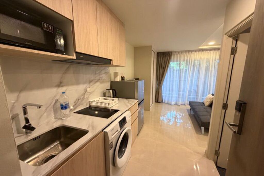 Condo | Private kitchen