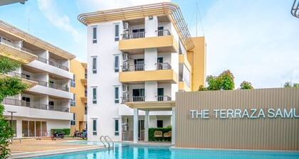1BR Condo Gym Sauna Pool 650m Beach C271