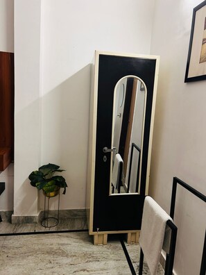 Interior - Abhi Ganga Homestay (Haridwar)