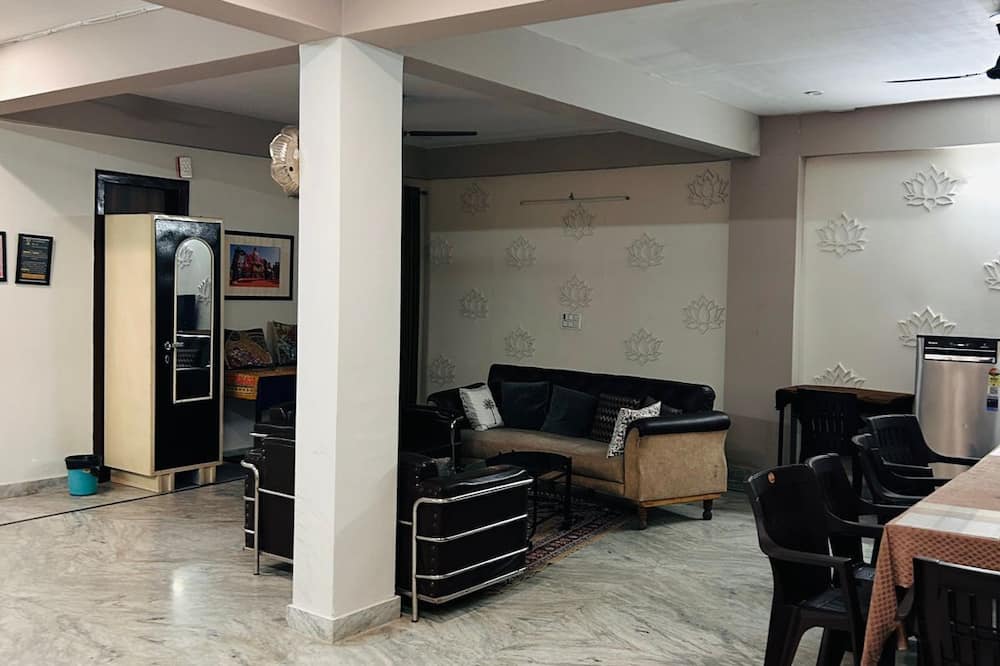 Abhi Ganga Homestay
